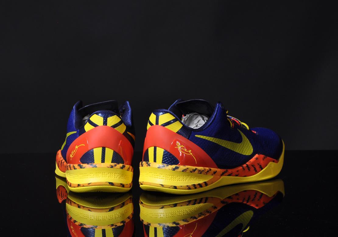 NIKE KOBE 8 ネイビー/イエロー Nike Zoom Kobe 8 System | 555035-402 | AFEW STORE